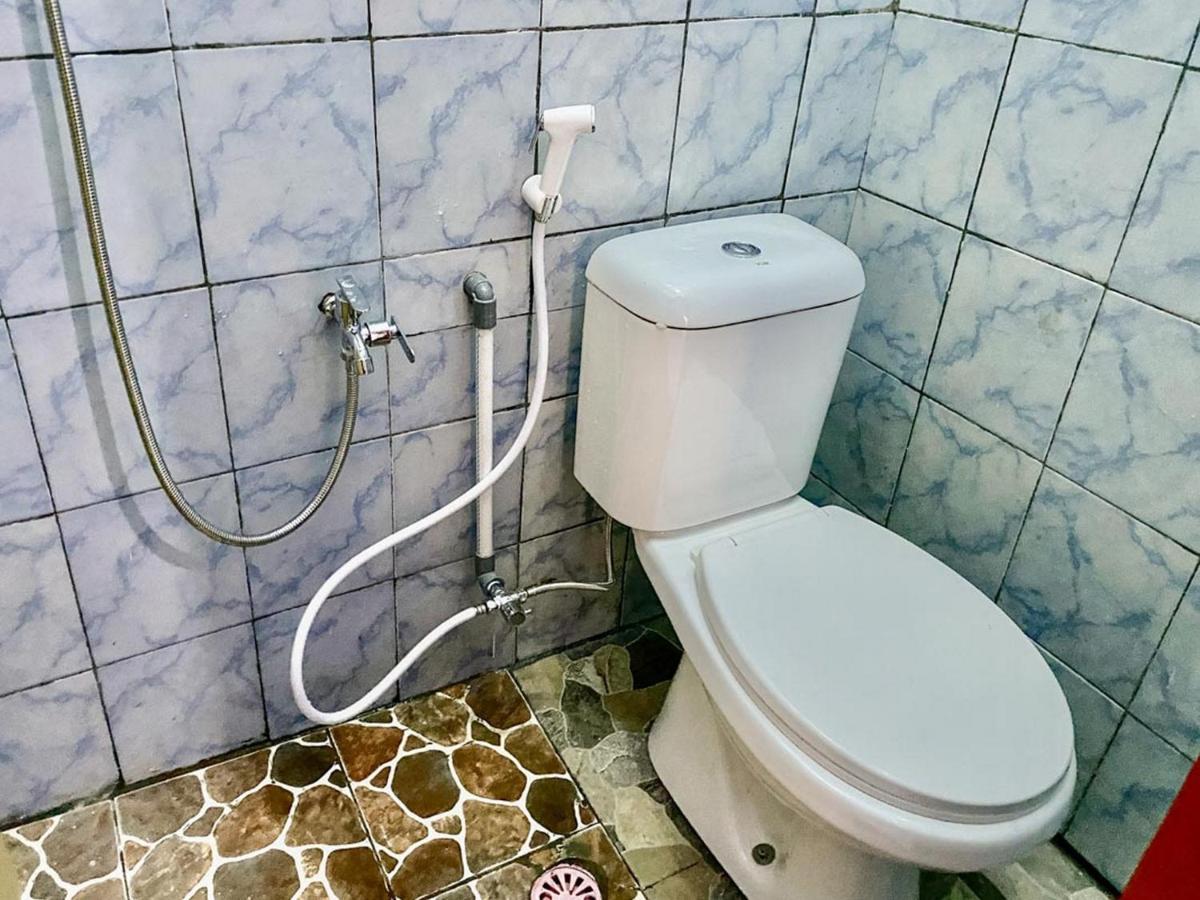 Hotel Griya Asri Syariah Mitra Reddoorz Rogojampi Zewnętrze zdjęcie