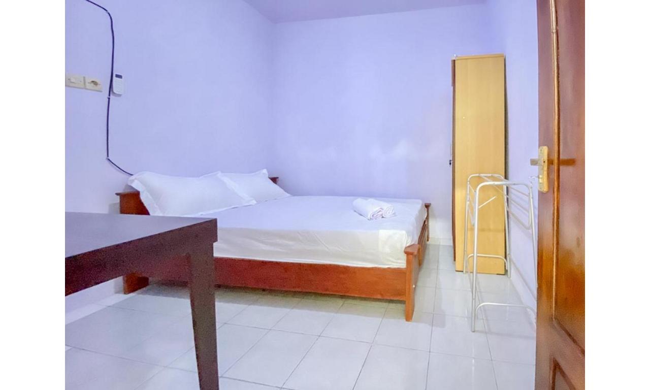 Hotel Griya Asri Syariah Mitra Reddoorz Rogojampi Zewnętrze zdjęcie